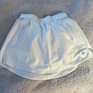 Alo skirt